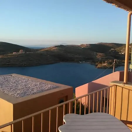 Spitakia Διαμέρισμα Vourkárion